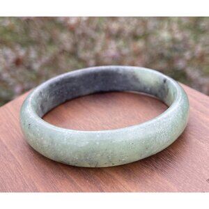 258ct Jade Bangle Vintage Jadeite Carved Bracelet Estate